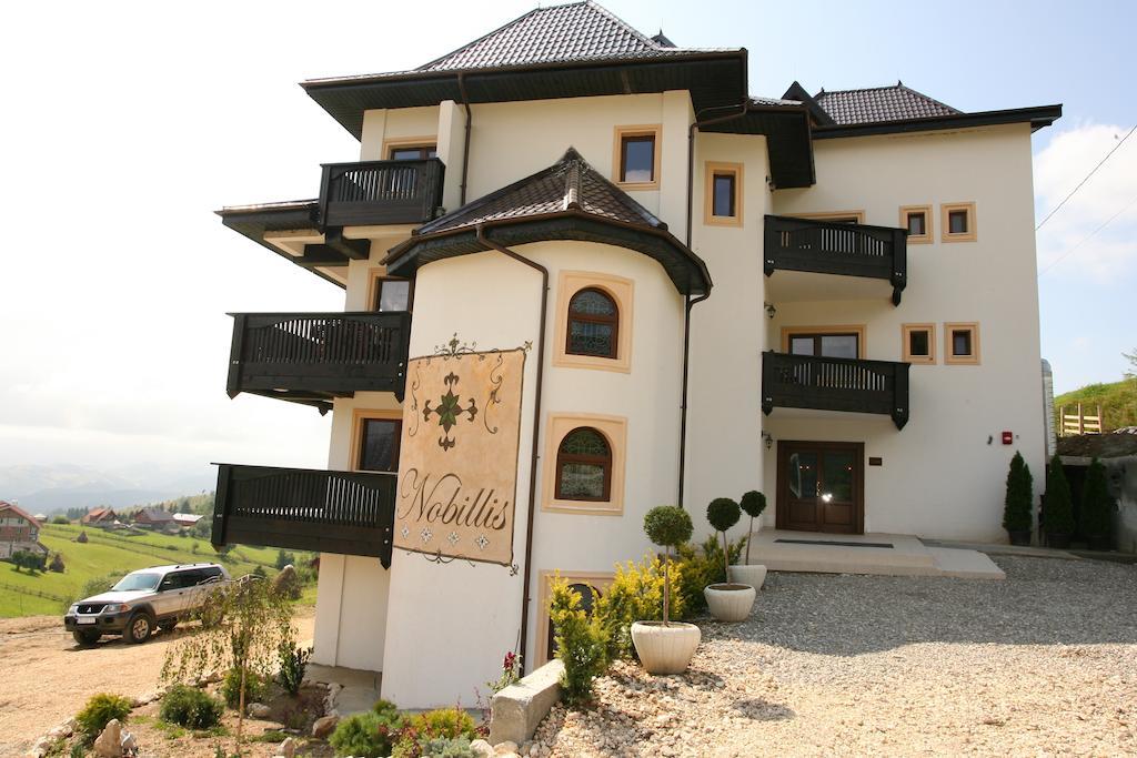 Nobillis - Carpathian Residence Pestera  Exterior photo